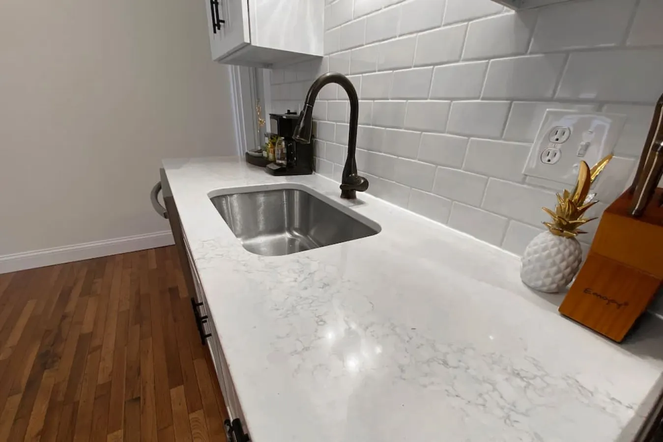 Explore Downtown from Adorable Mount Adams 9
