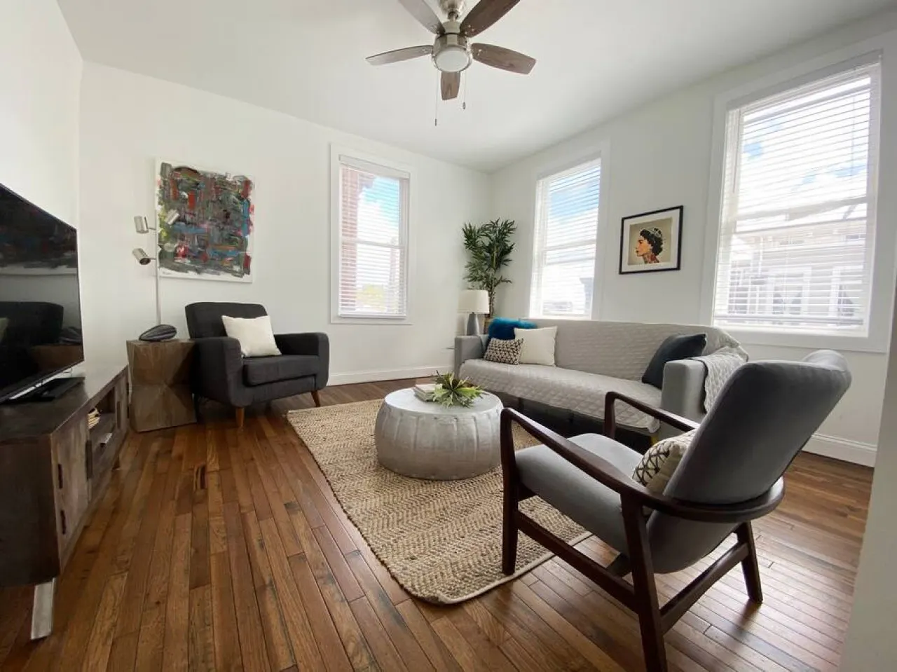 Explore Downtown from Adorable Mount Adams 12