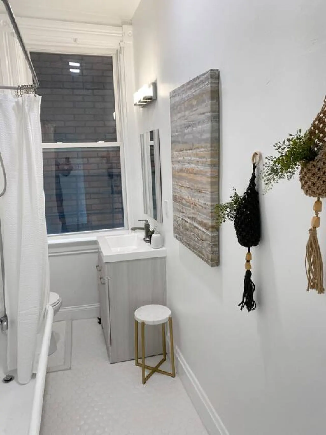 Explore Downtown from Adorable Mount Adams 8