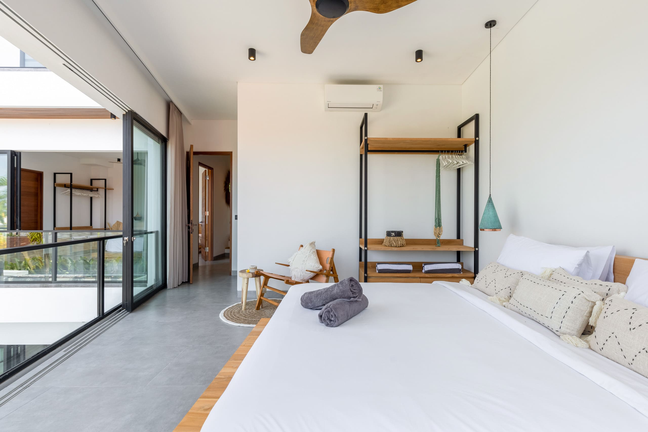 Designer 3BR Pool Villa 32