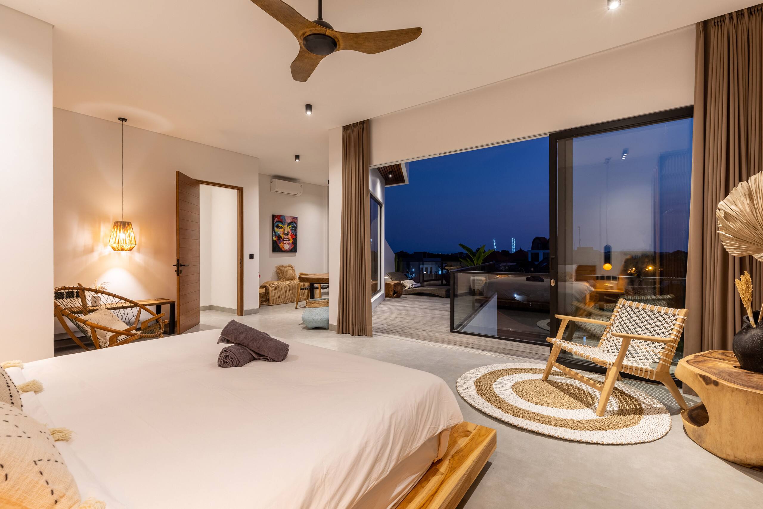 Designer 3BR Pool Villa 23