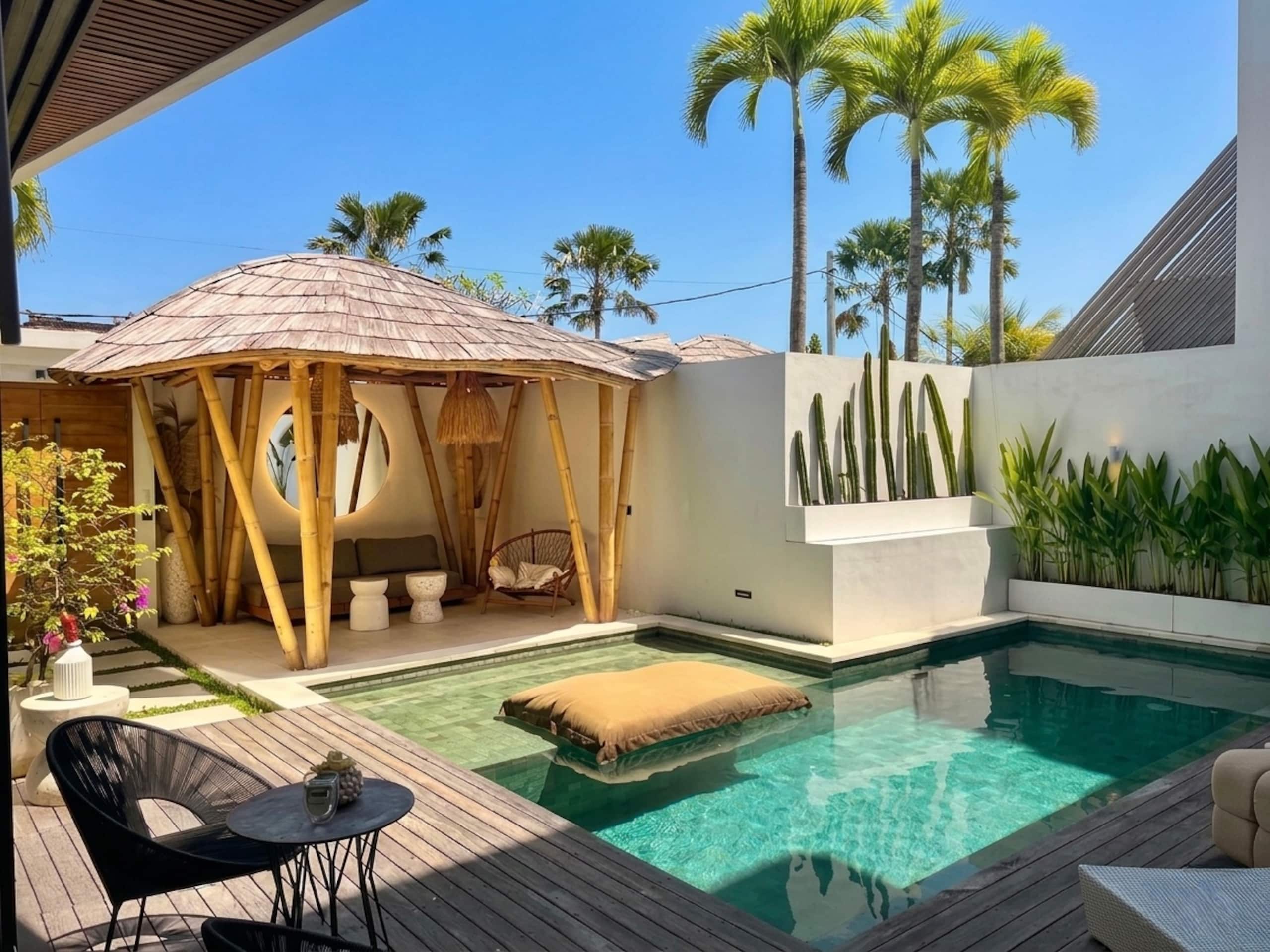 Designer 3BR Pool Villa — photo 3