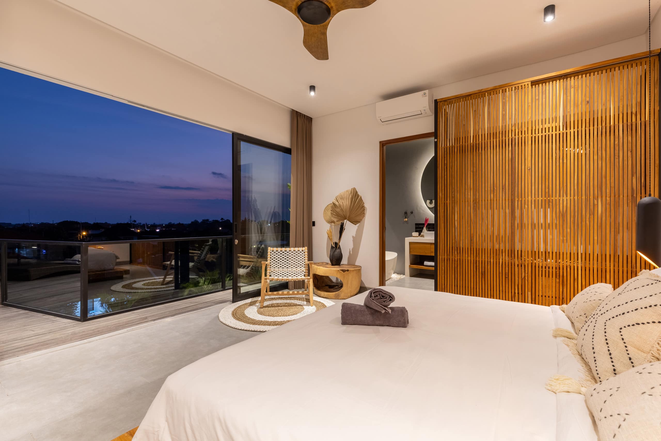 Designer 3BR Pool Villa 21