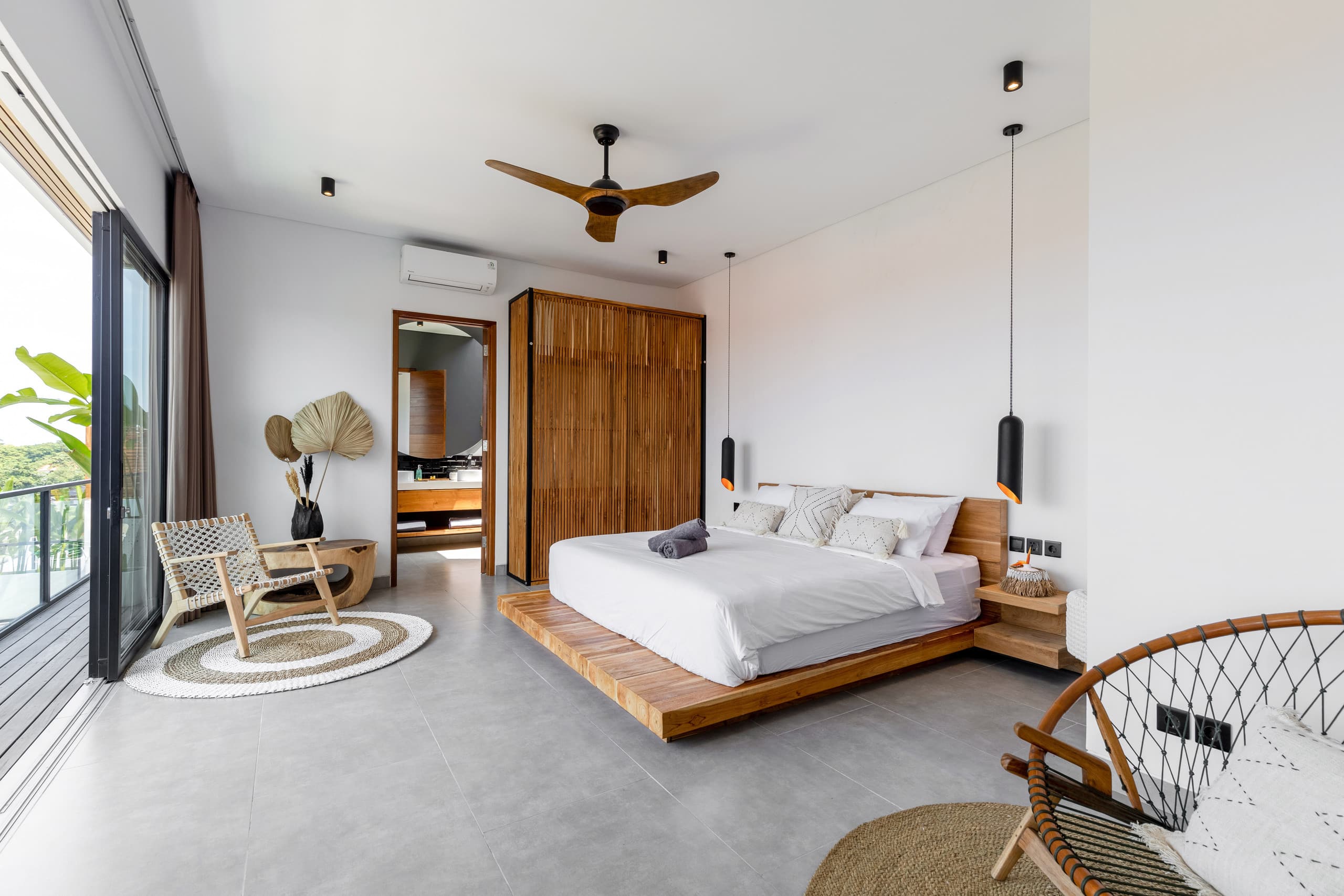 Designer 3BR Pool Villa 20