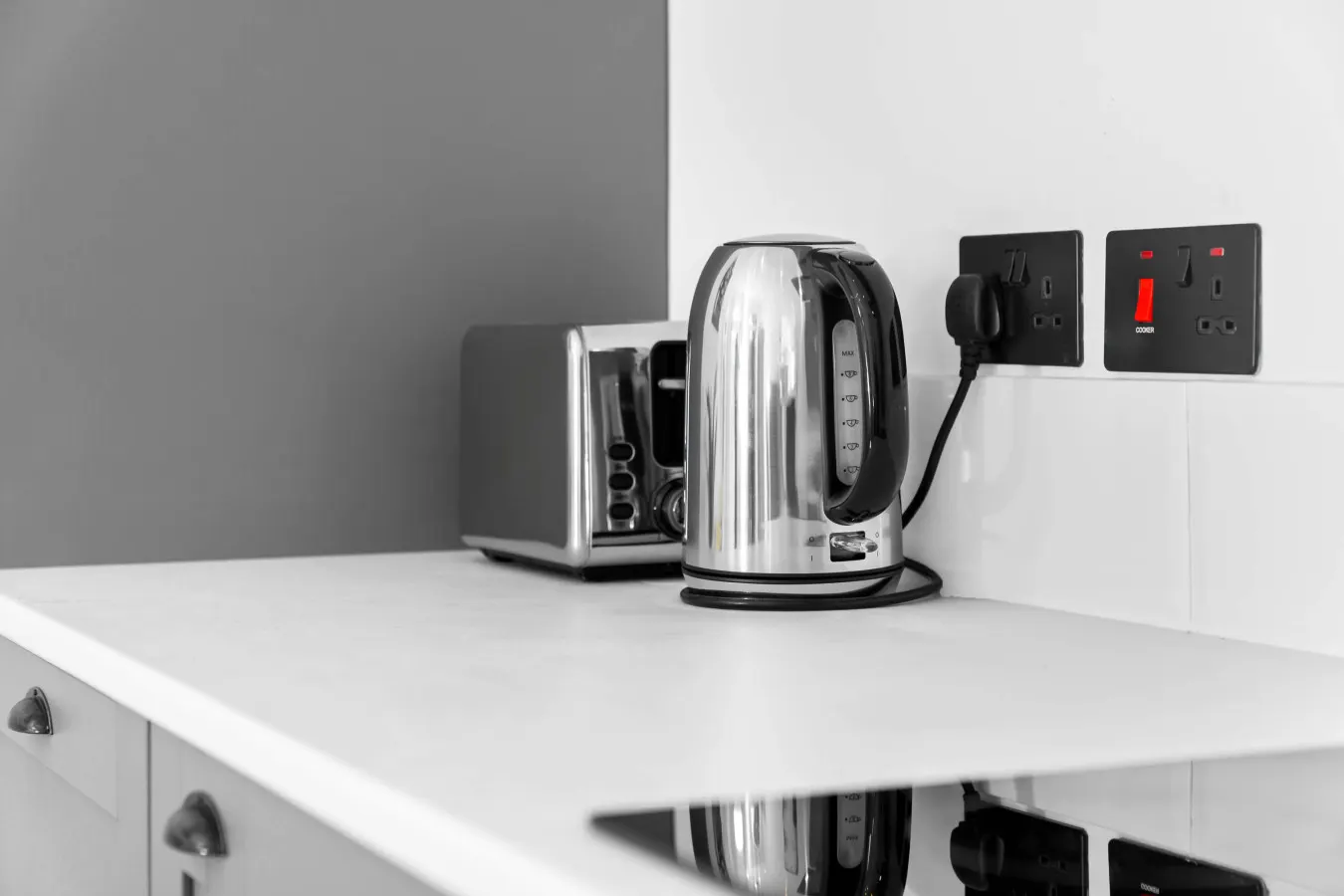 Modern 2 Bedroom Apartment - Free Netflix - Bedroom Tv - Wolverhampton Centre 19