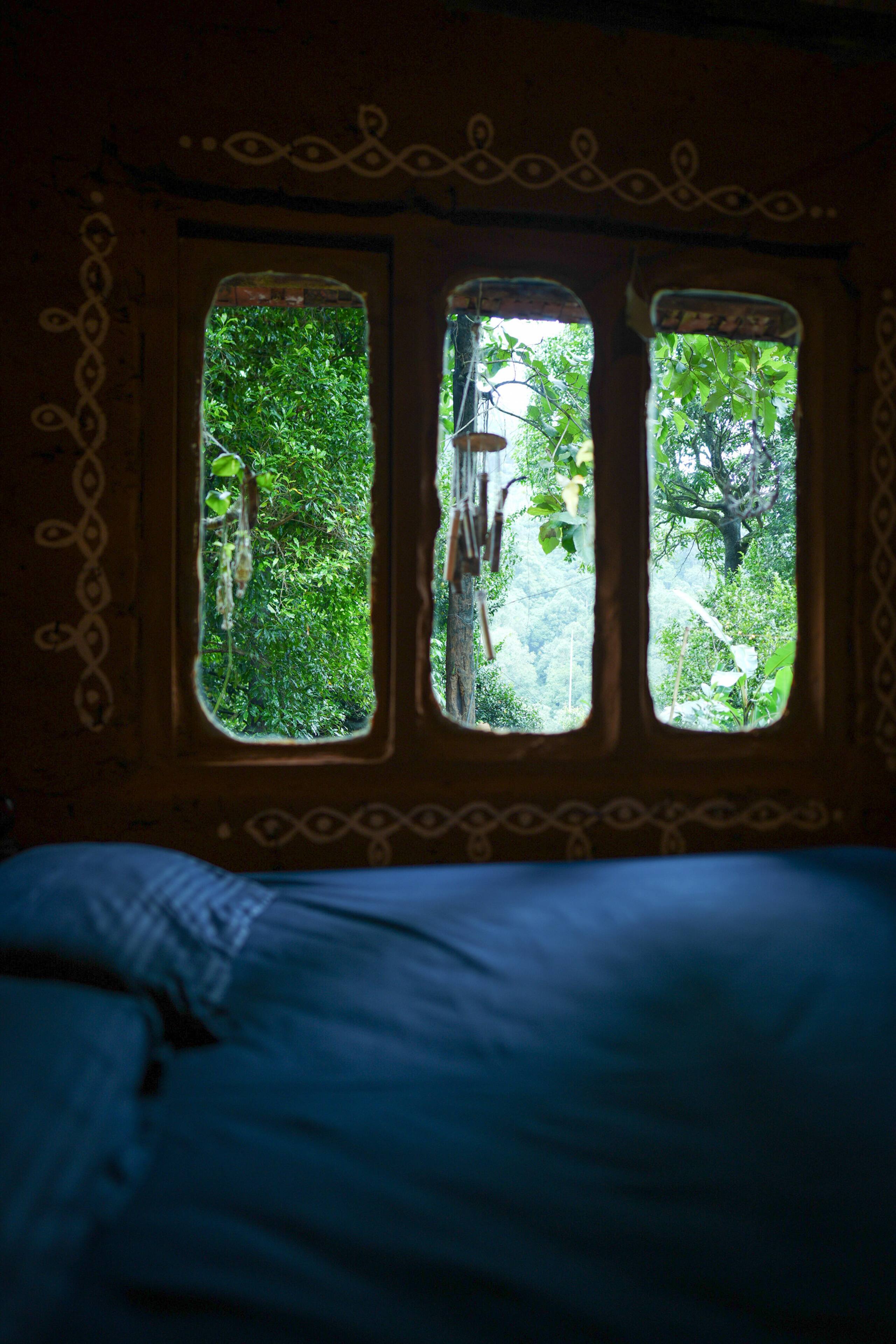 Roots&routes - a cozy mud house with mountain view 10