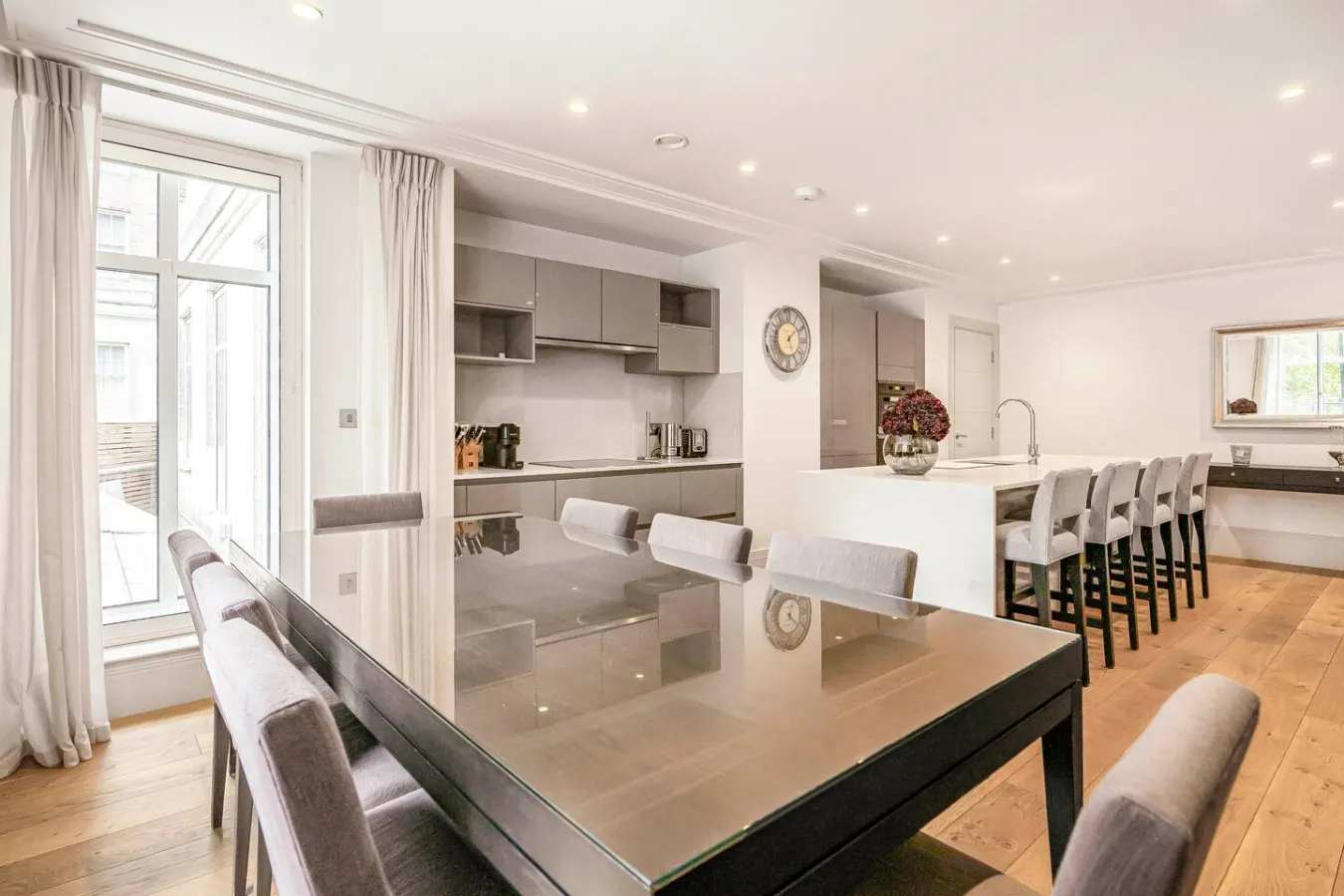 Mayfair Park Lane Huge Balcony Overlooking Hyde Park Concierge AC Elevator Access 15
