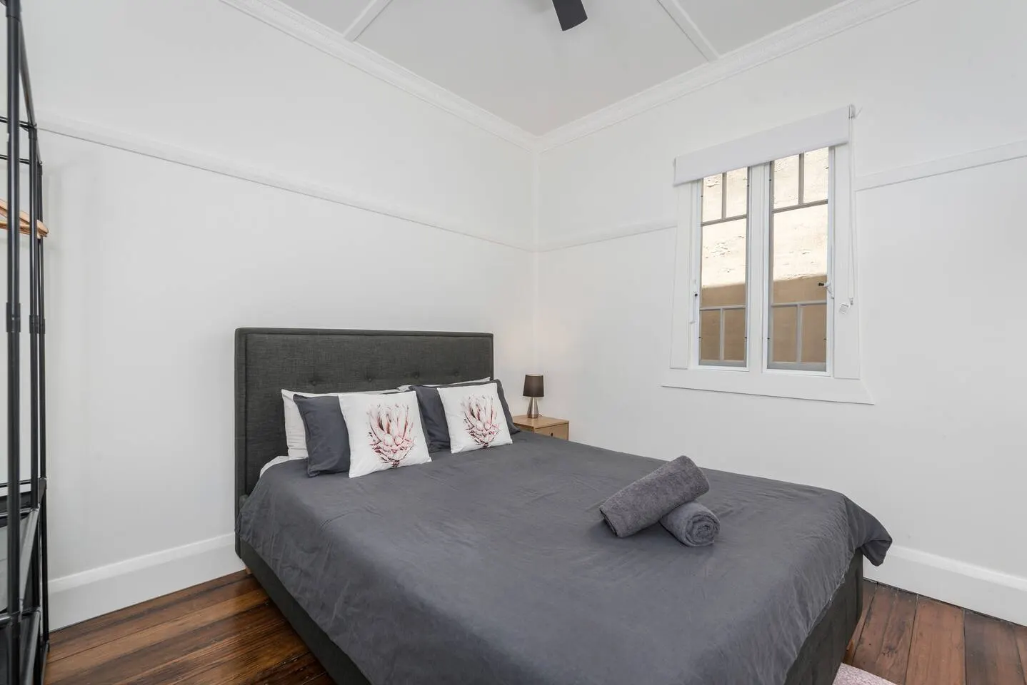 Stevenson Beach Cottage - Walk to Beach & CBD 11