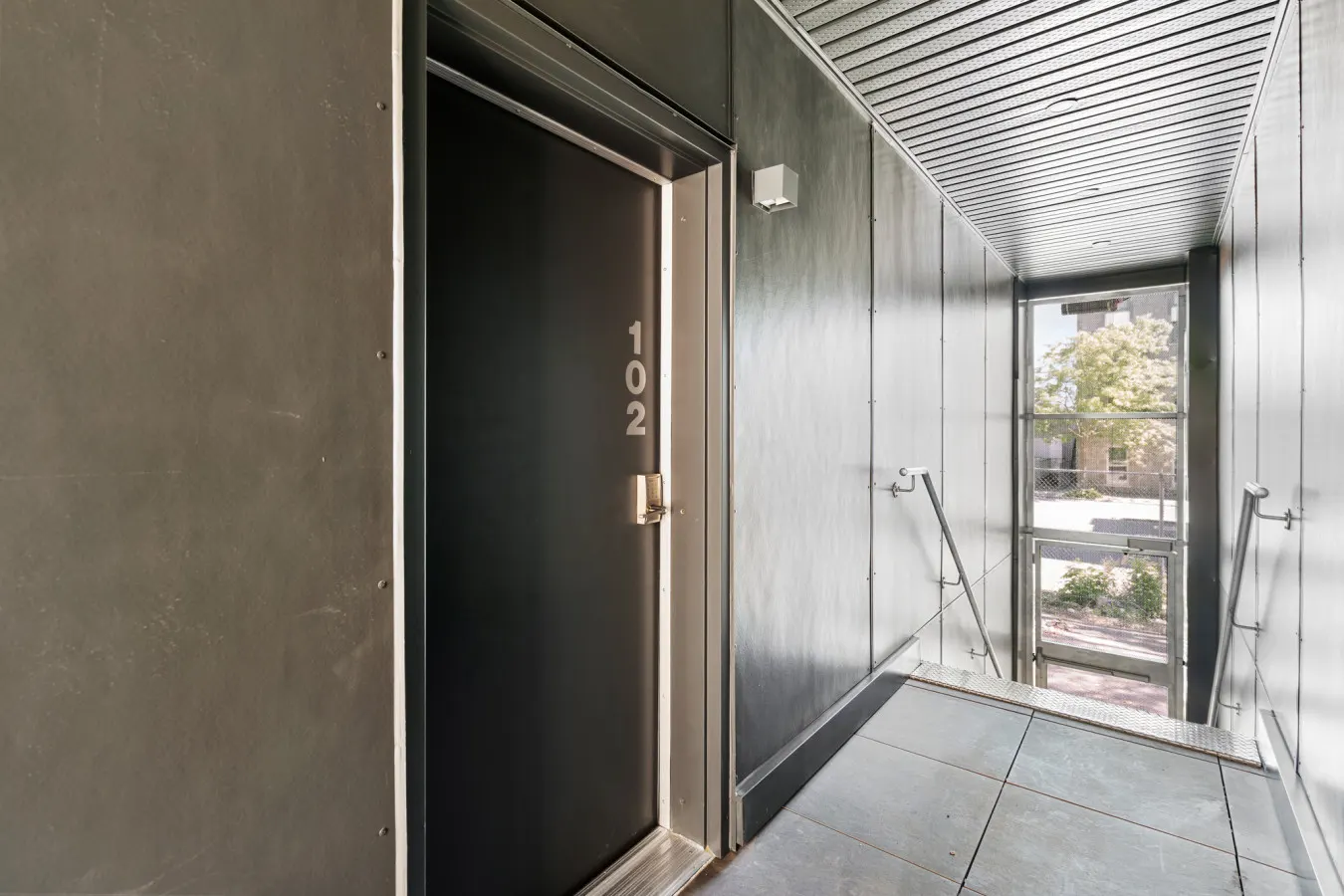 Plateau - Grand New 2bdr in Habitat Plateau by Denstays - Unit 102 20