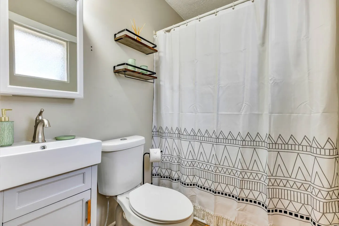 Adorable 1BR Unit Near ATL Airport 9