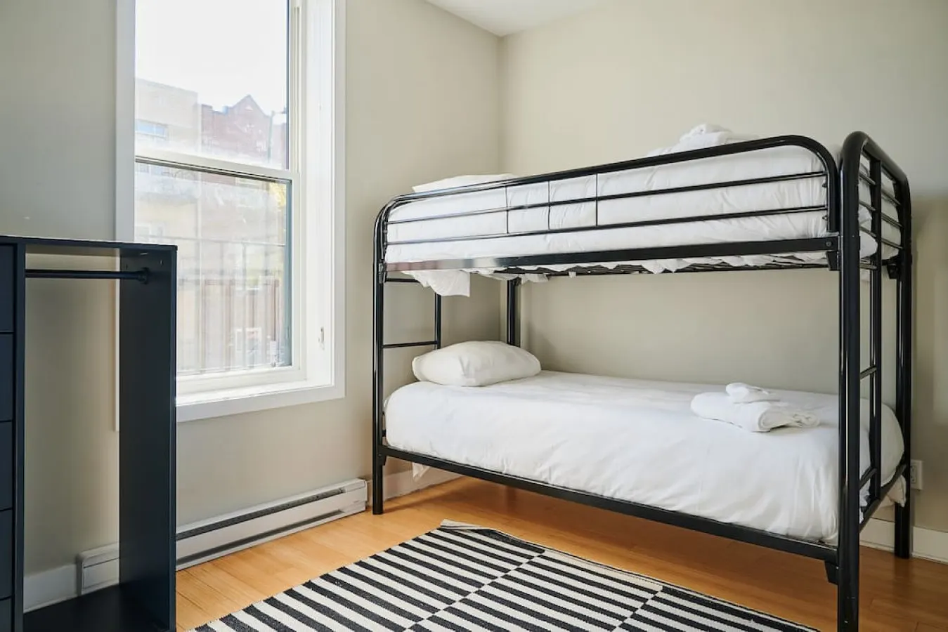 Little Italy - Trendy Little Italy 3 Bedroom Condo 16