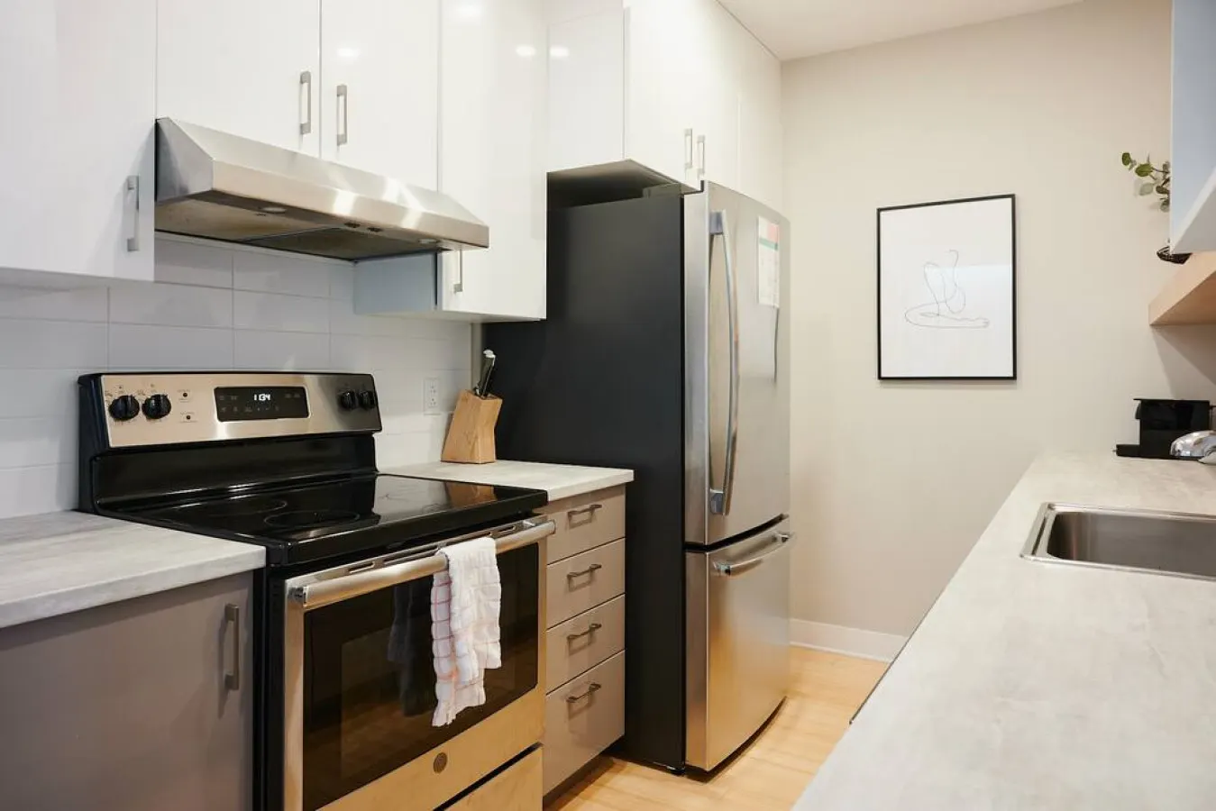 Little Italy - Trendy Little Italy 3 Bedroom Condo 19