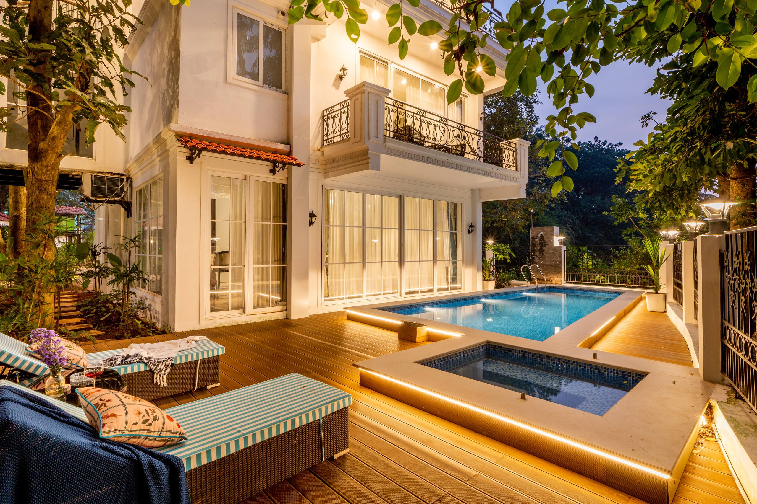 Celebrity Luxe 4 BHK Villa W/ Pvt Pool 1