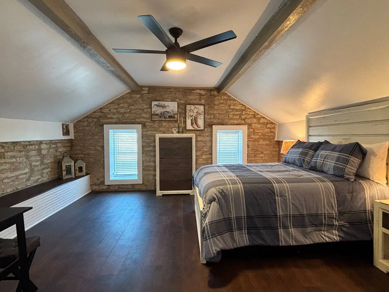 Historic 1800s Rock House w/ horse corral 8