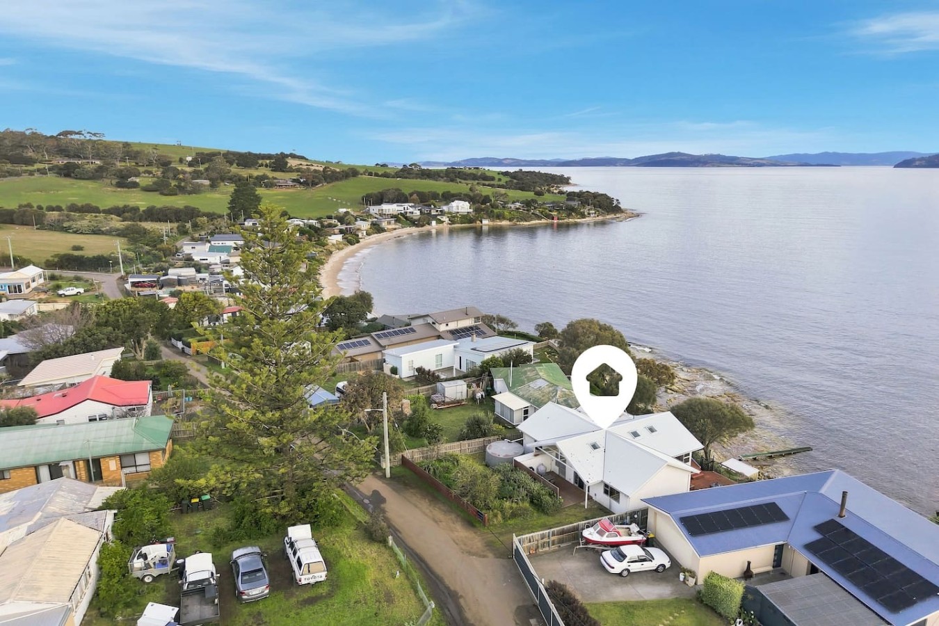 Opossum Bay Waterfront Home, Deck & Shore Access