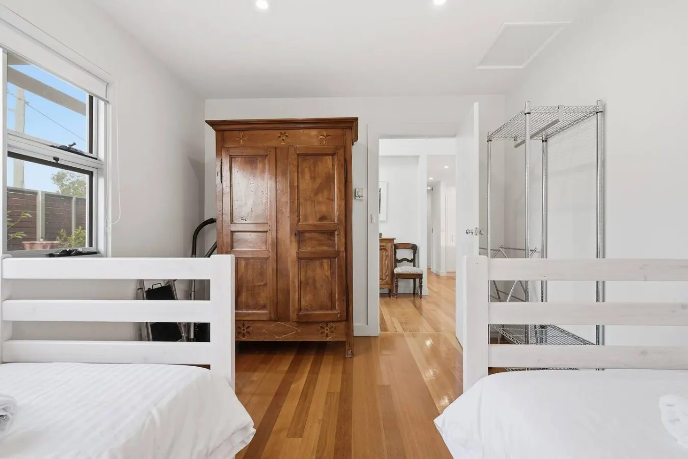 Opossum Bay Waterfront Home, Deck & Shore Access 20