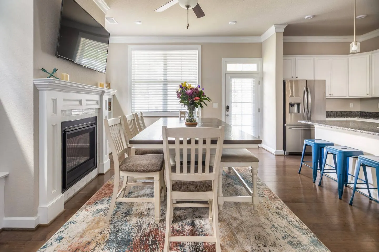 ViBe District 4BR Walk to Beach + Sleeps 8 14