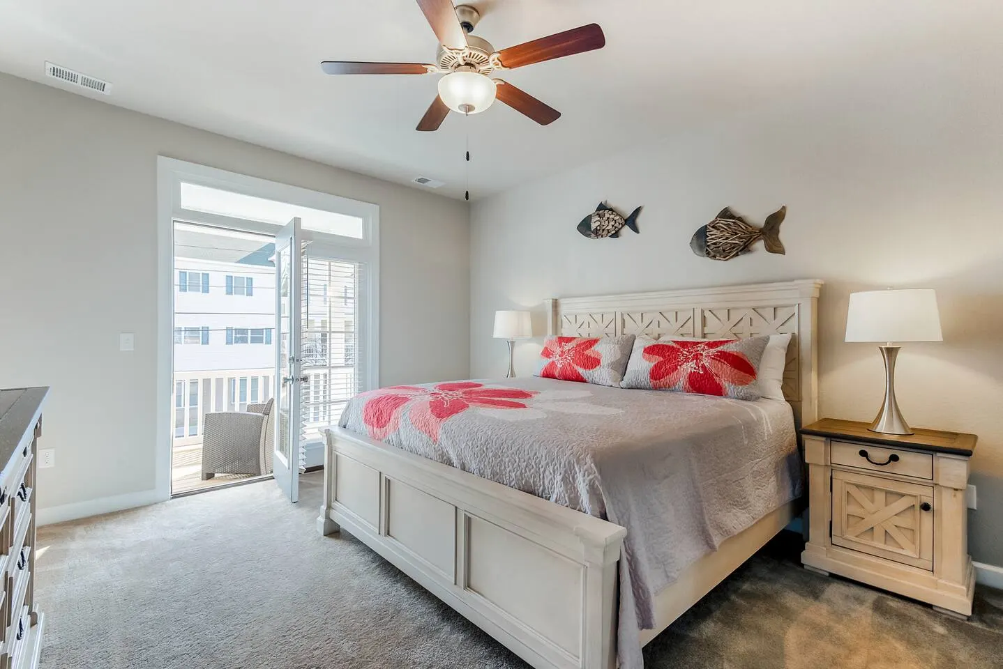 ViBe District 4BR Walk to Beach + Sleeps 8 17