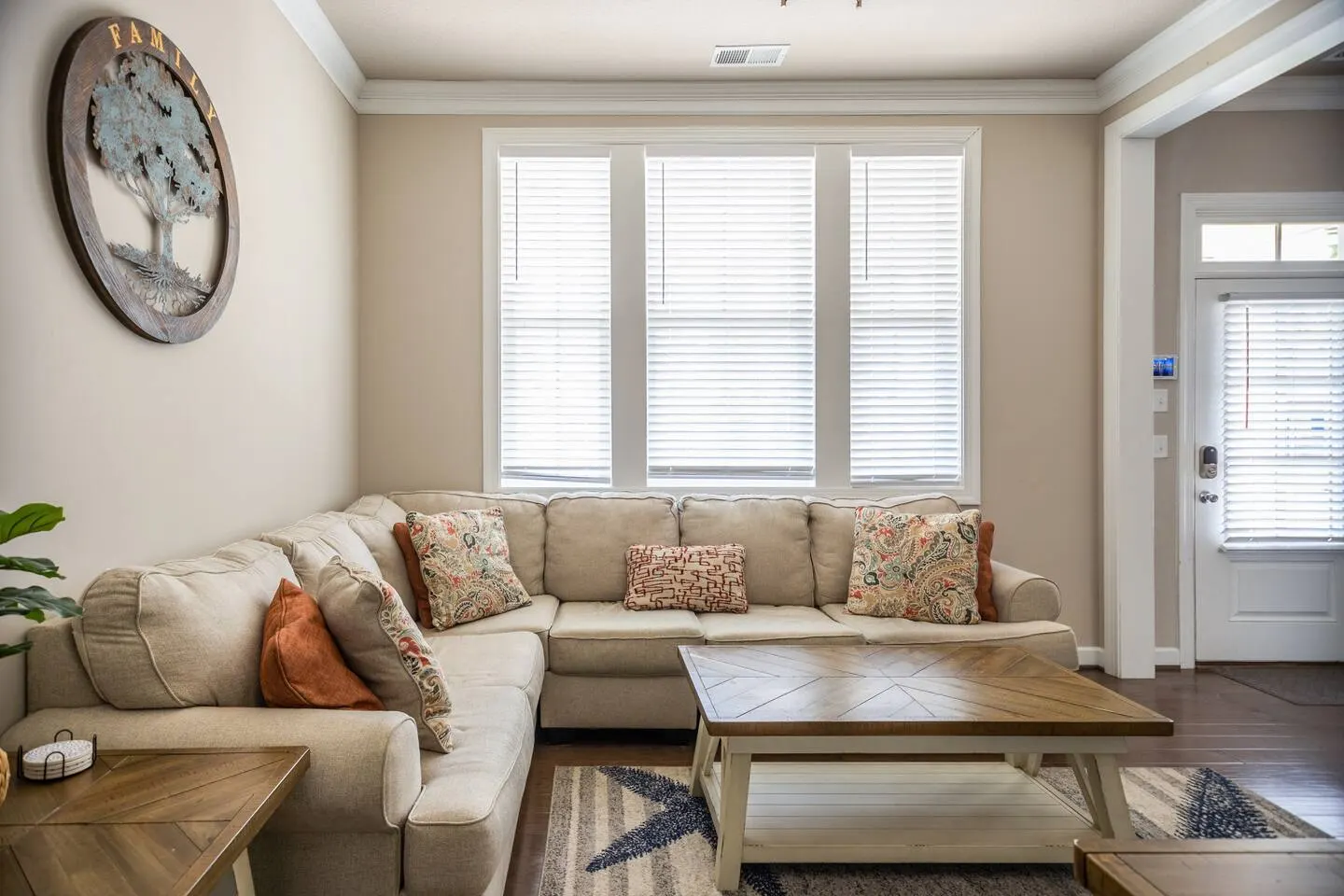 ViBe District 4BR Walk to Beach + Sleeps 8 7