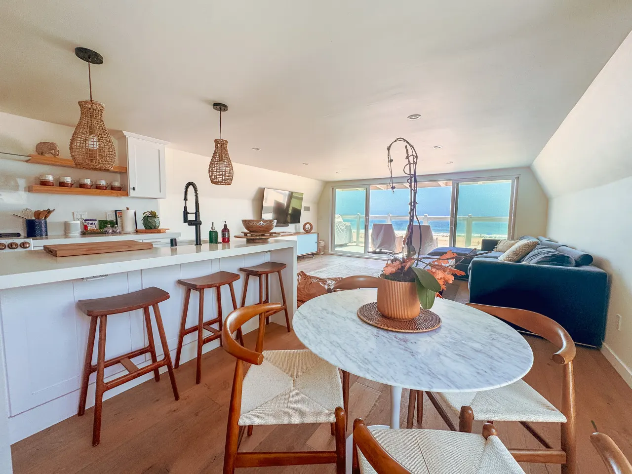 Oceanfront Penthouse On Sand - Epic Views/Sunsets!