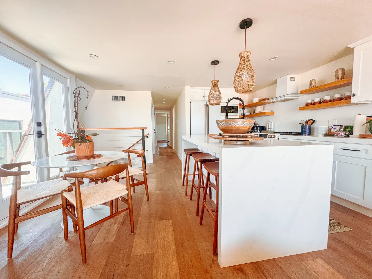 Oceanfront Penthouse On Sand - Epic Views/Sunsets! 17