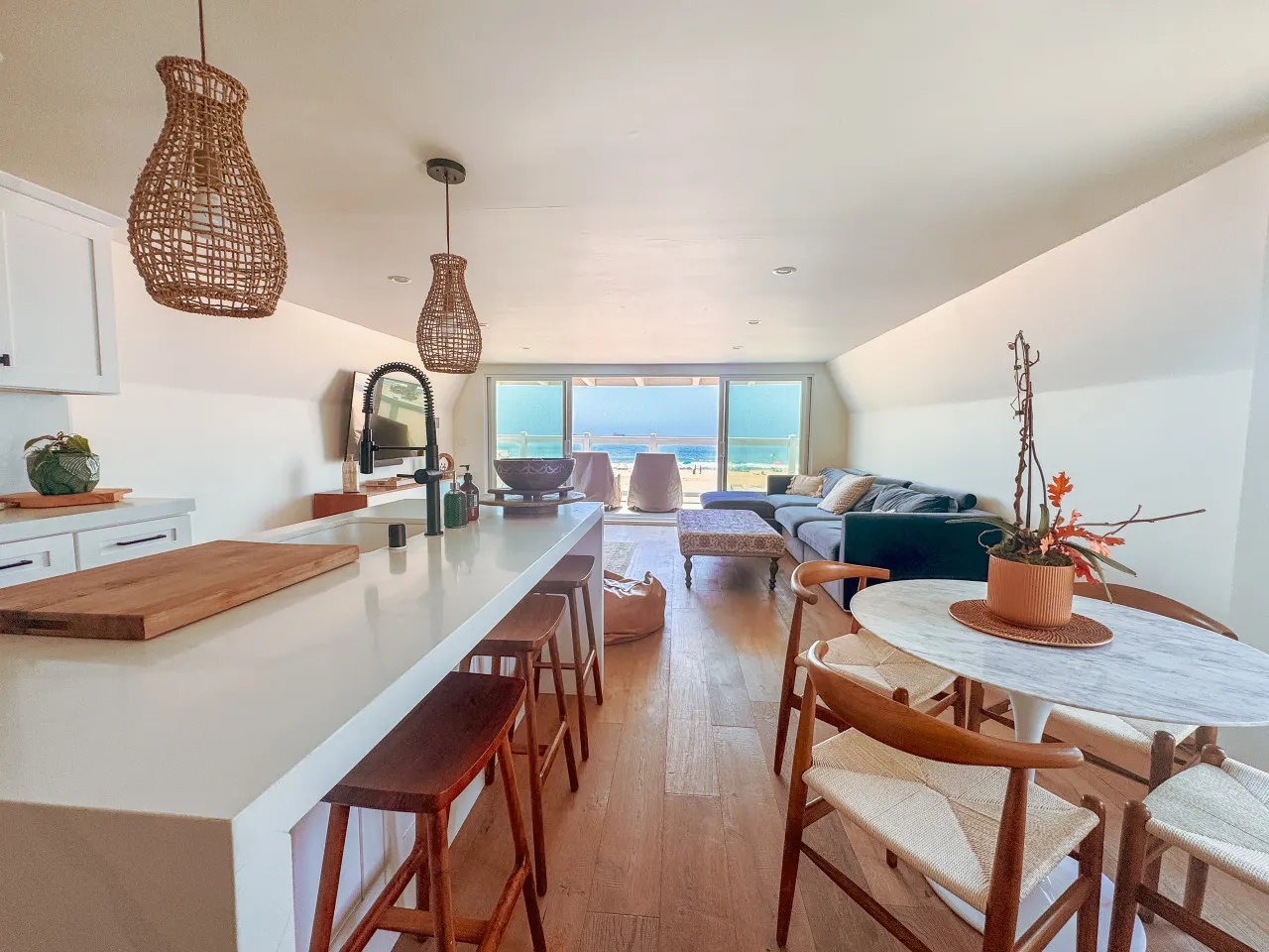 Oceanfront Penthouse On Sand - Epic Views/Sunsets! 20