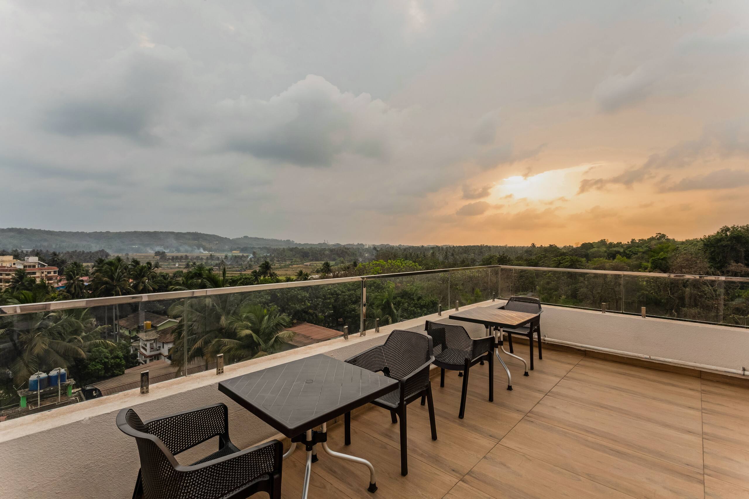 Nerul Studio ·Rooftop Pool & Balcony · Coco Beach 24