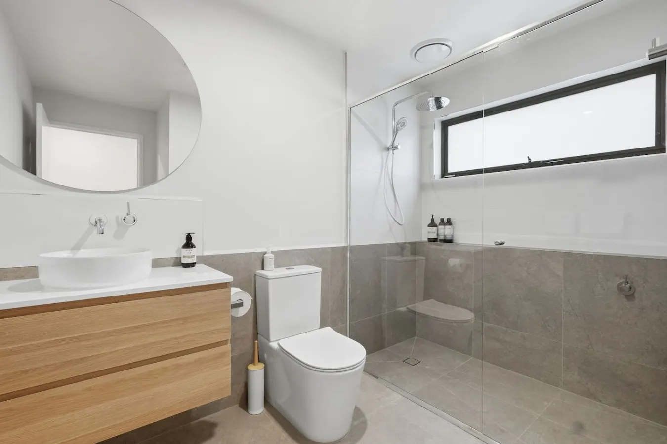 Modern Lindisfarne Retreat 18