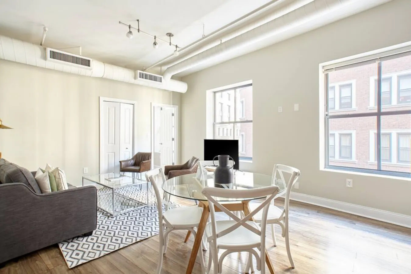 FIDI 2br Keyless Entry Fully Furnished 12
