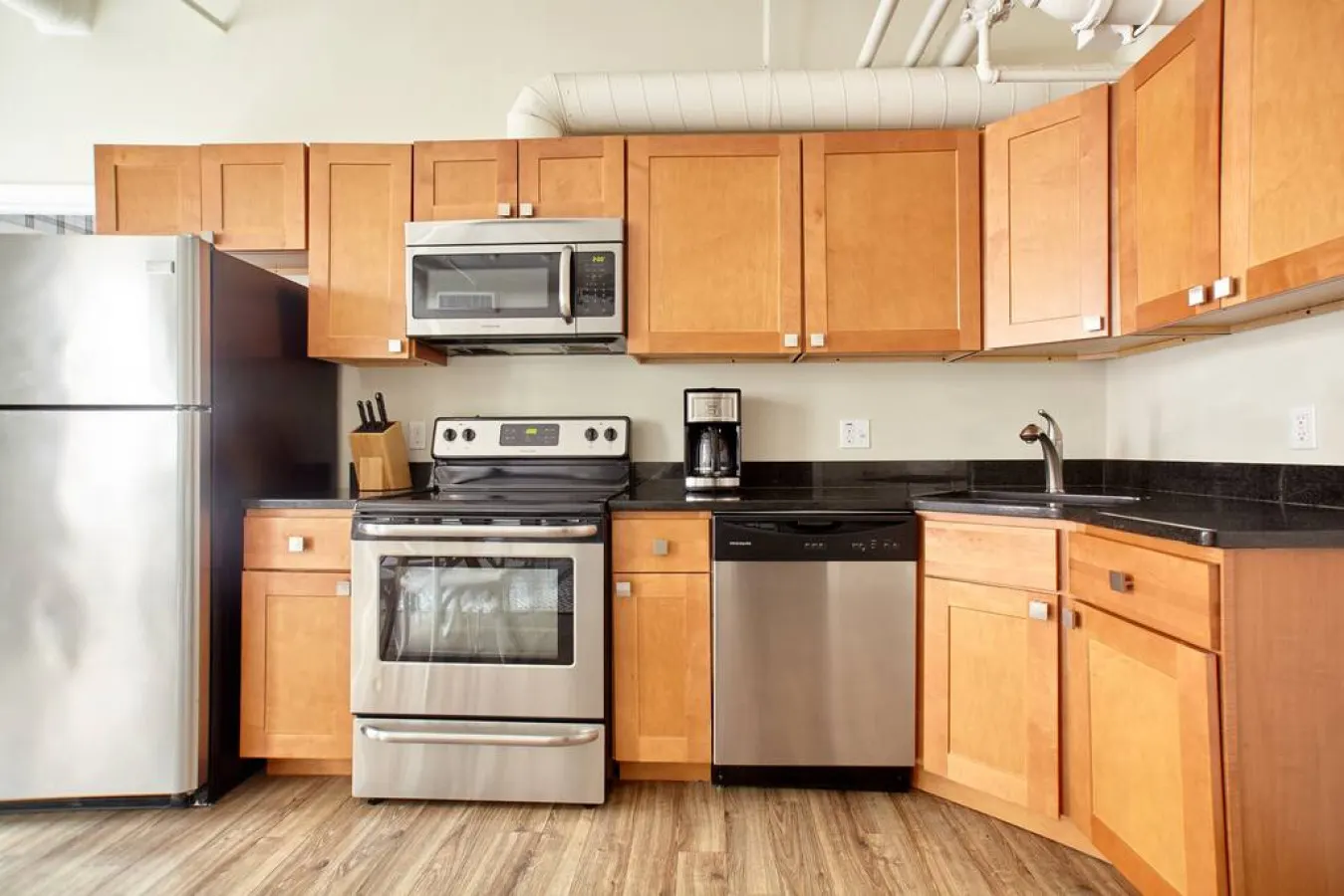 FIDI 2br Keyless Entry Fully Furnished 16