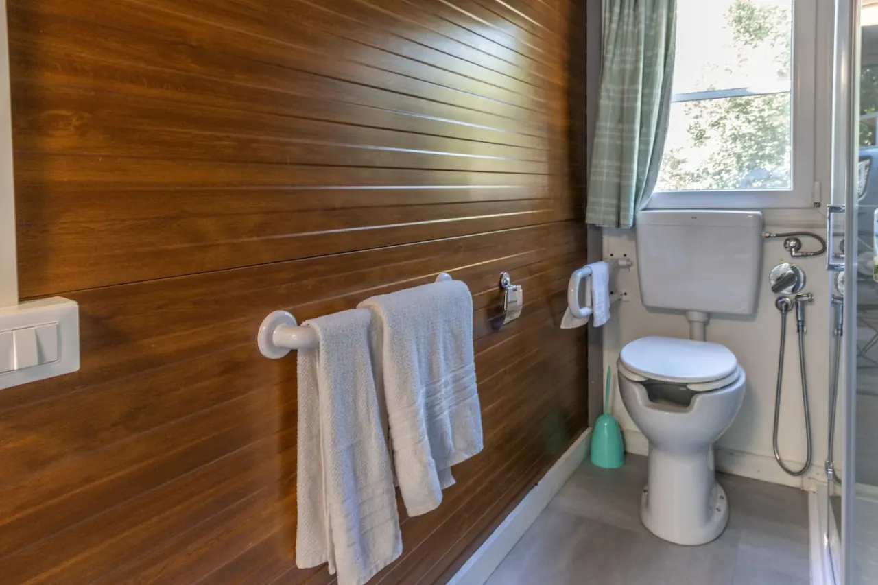 Glamping immerso nel verde - Glicine e Roses 14
