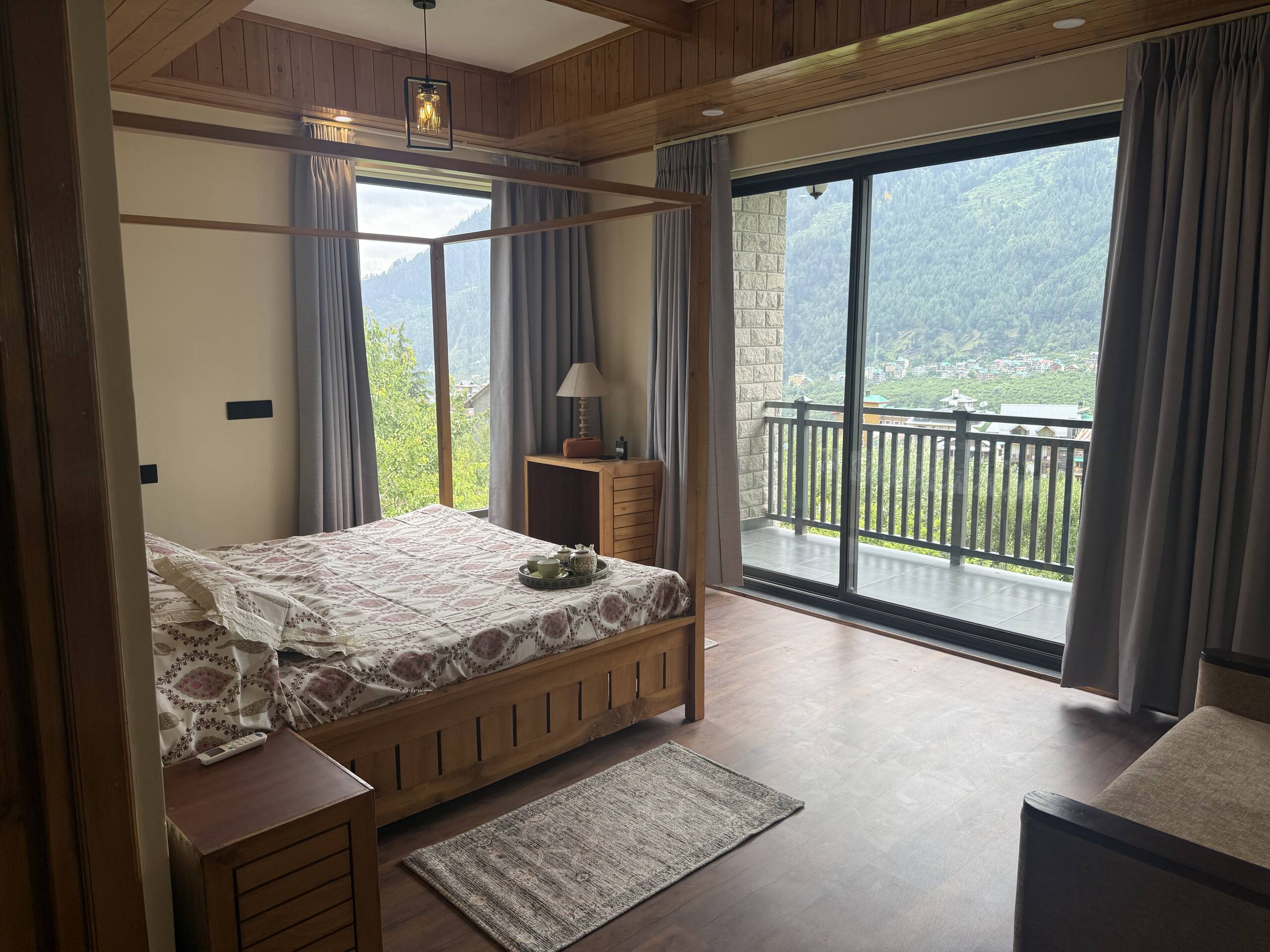 Orowoods The sanctury in the Himalayas. 9