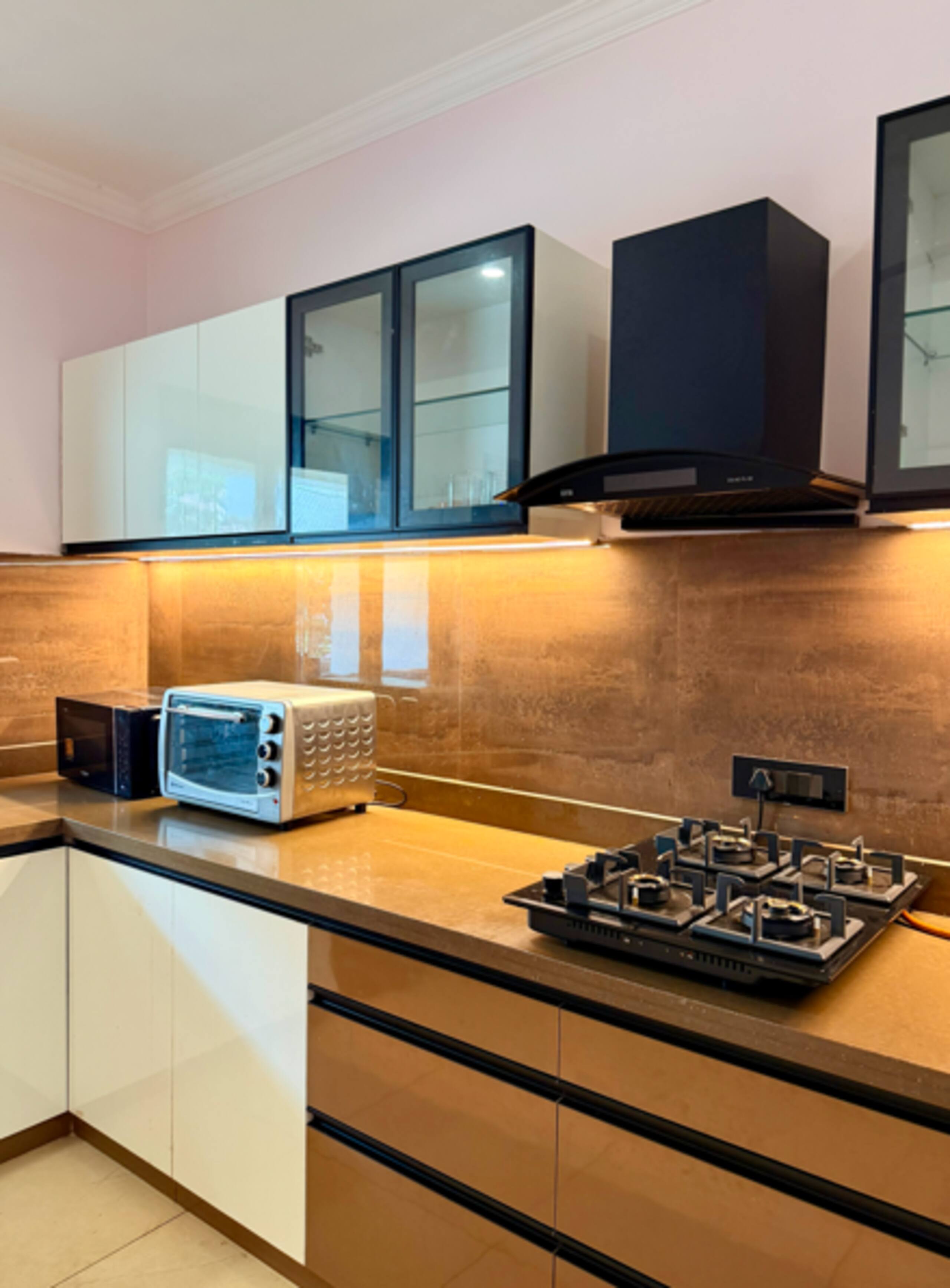 Stylish Stay 2BHK in Dona Paula 8