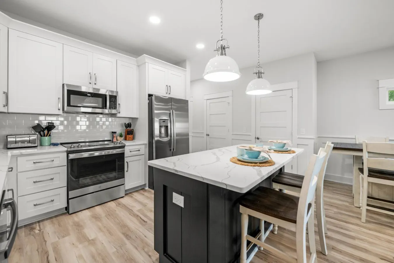 Towne Treasures A ~ Brand-New Luxe Coastal Retreat with Private Cocktail Pool — photo 4