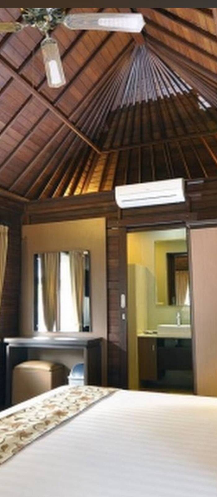 Ocean View Room at Balangan Surf Resort — photo 3