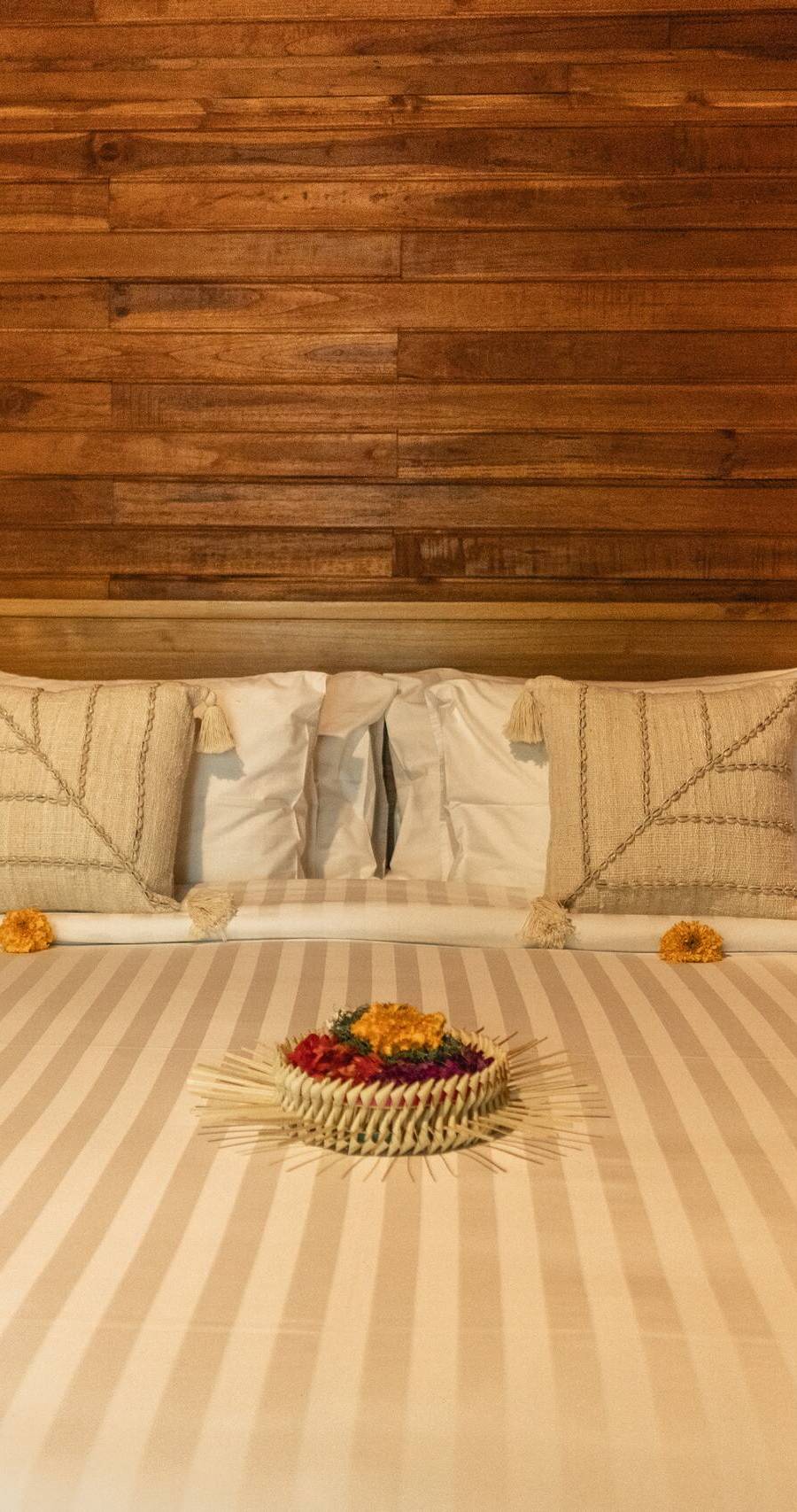 King Bungalow 1  - In House Retreat at Lumeria — photo 2