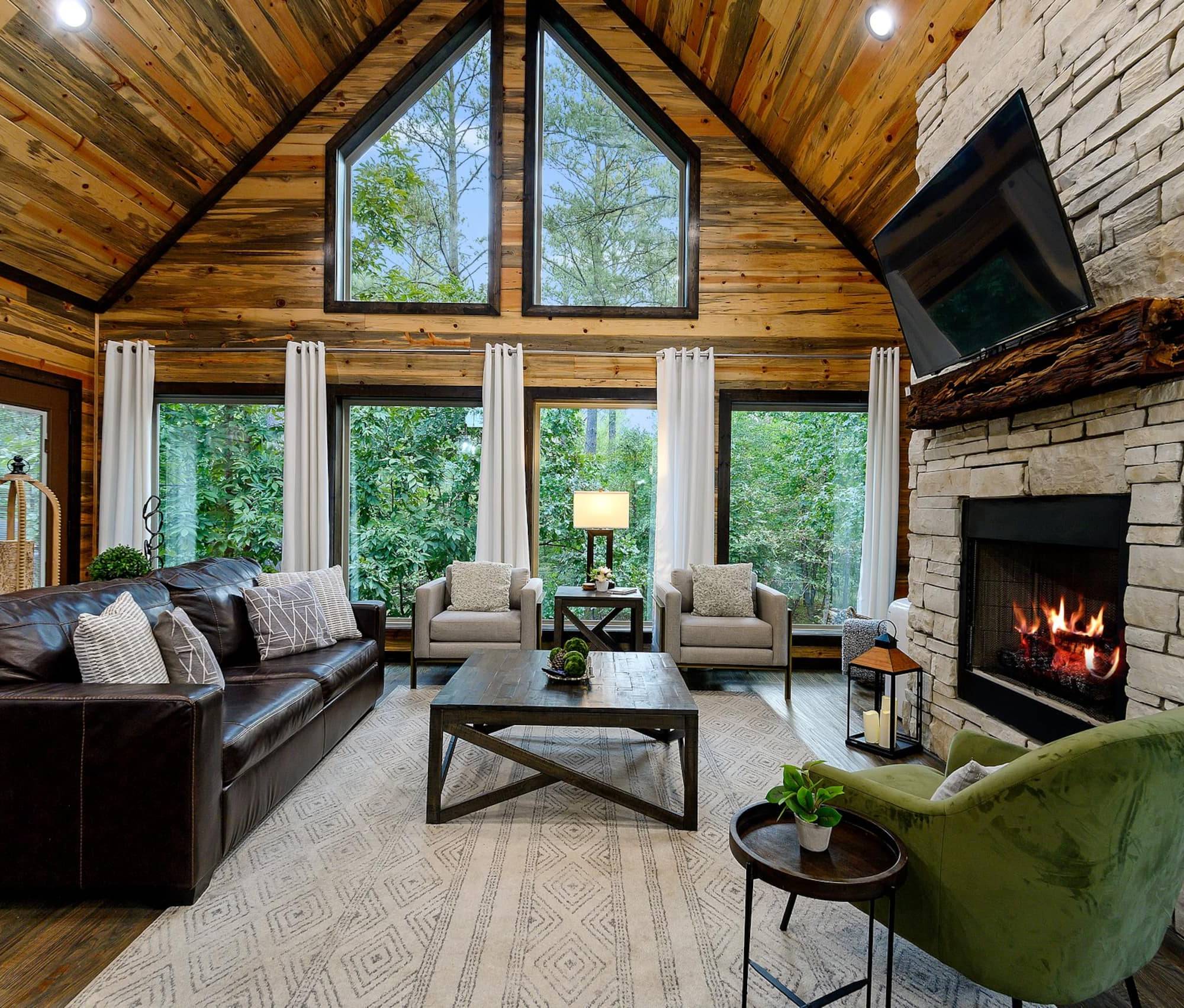 Vaulted Pines — photo 1