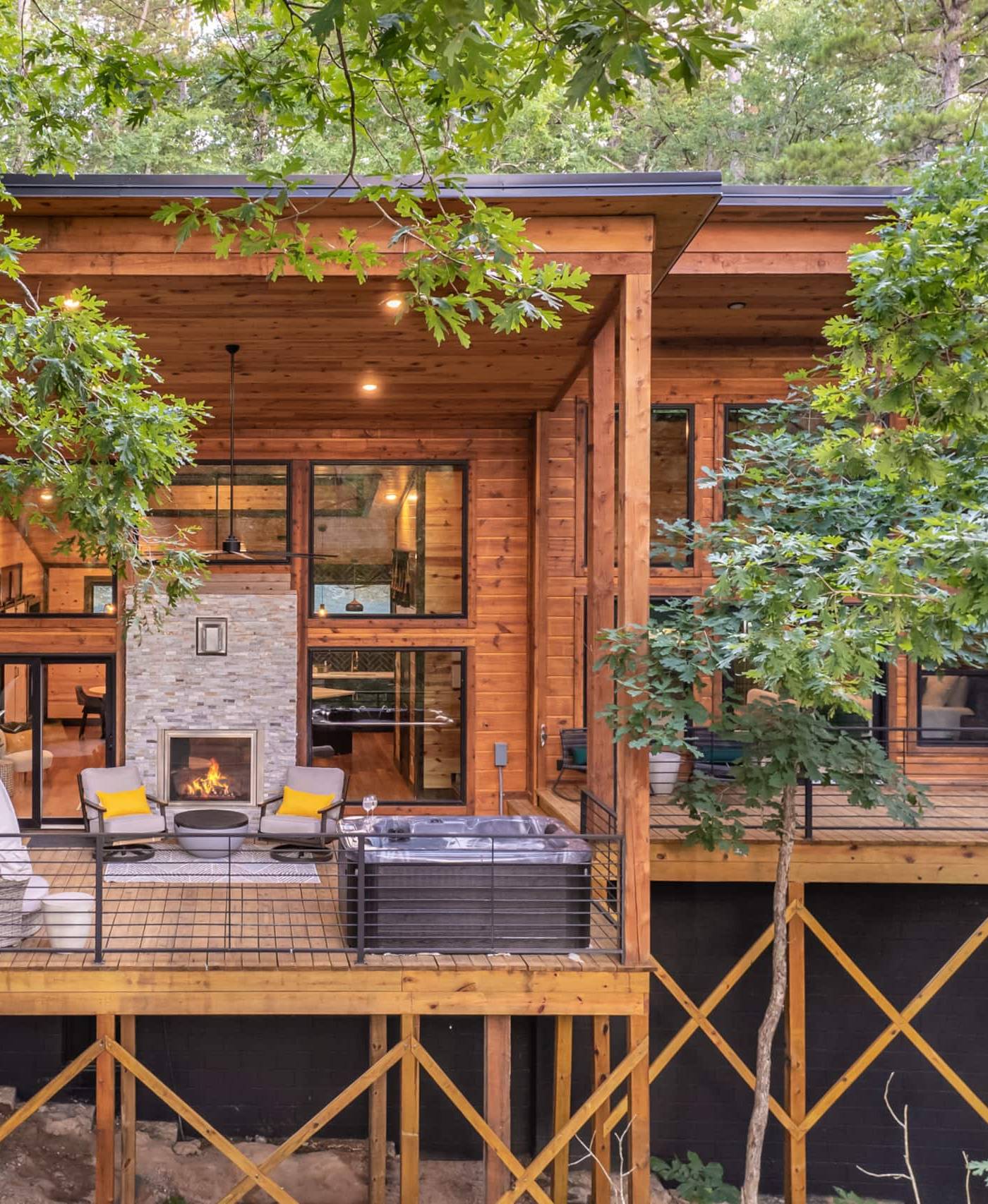Luxury Elevated Cabin (Sauna/Yoga) — photo 1