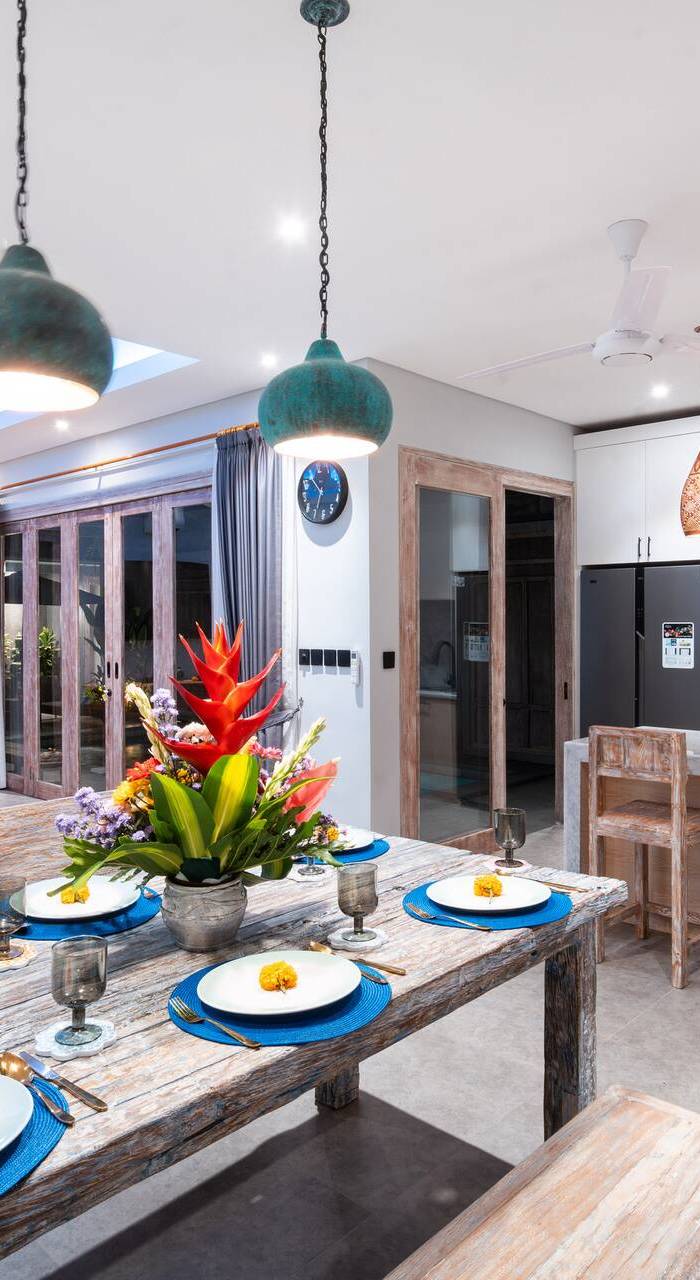 3BR Villa Indah near Padma Beach — photo 4