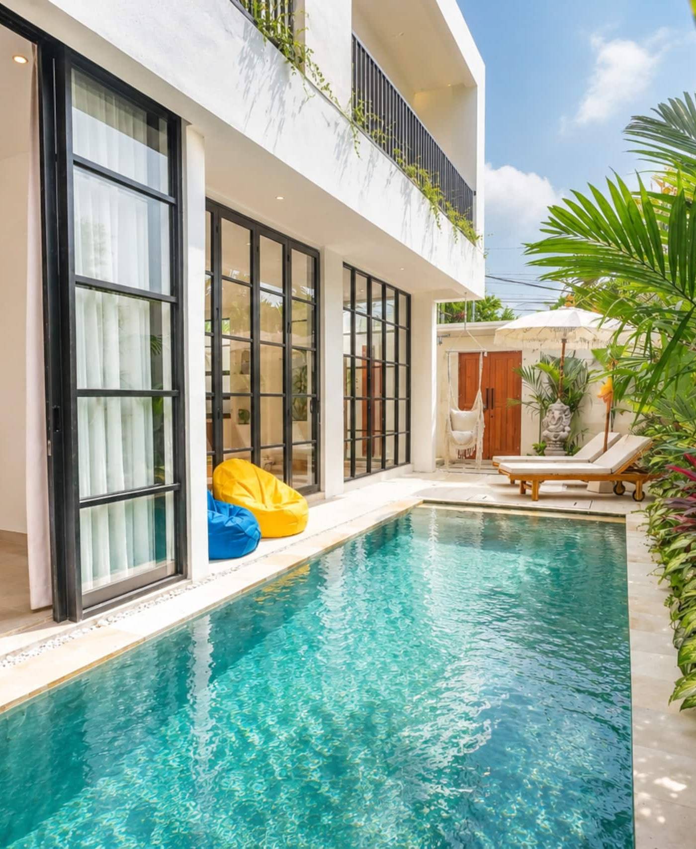 Spacious 3BR Villa w/ Pool | Near Beach Clubs — photo 1