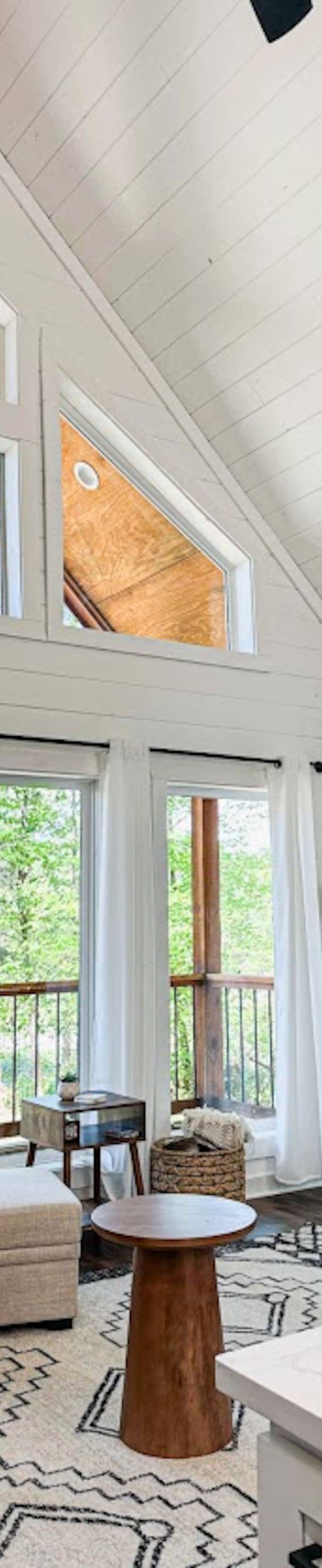 The Rehoboth Luxury Cabin — photo 4