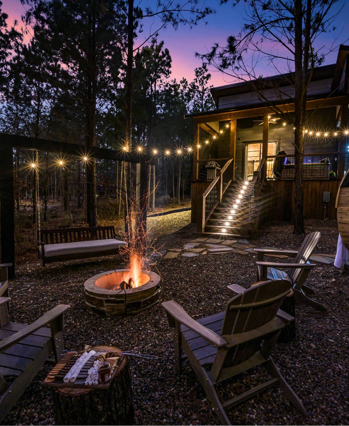 Romantic Escape (Sauna, Soaking Tub & Hot Tub) — photo 1