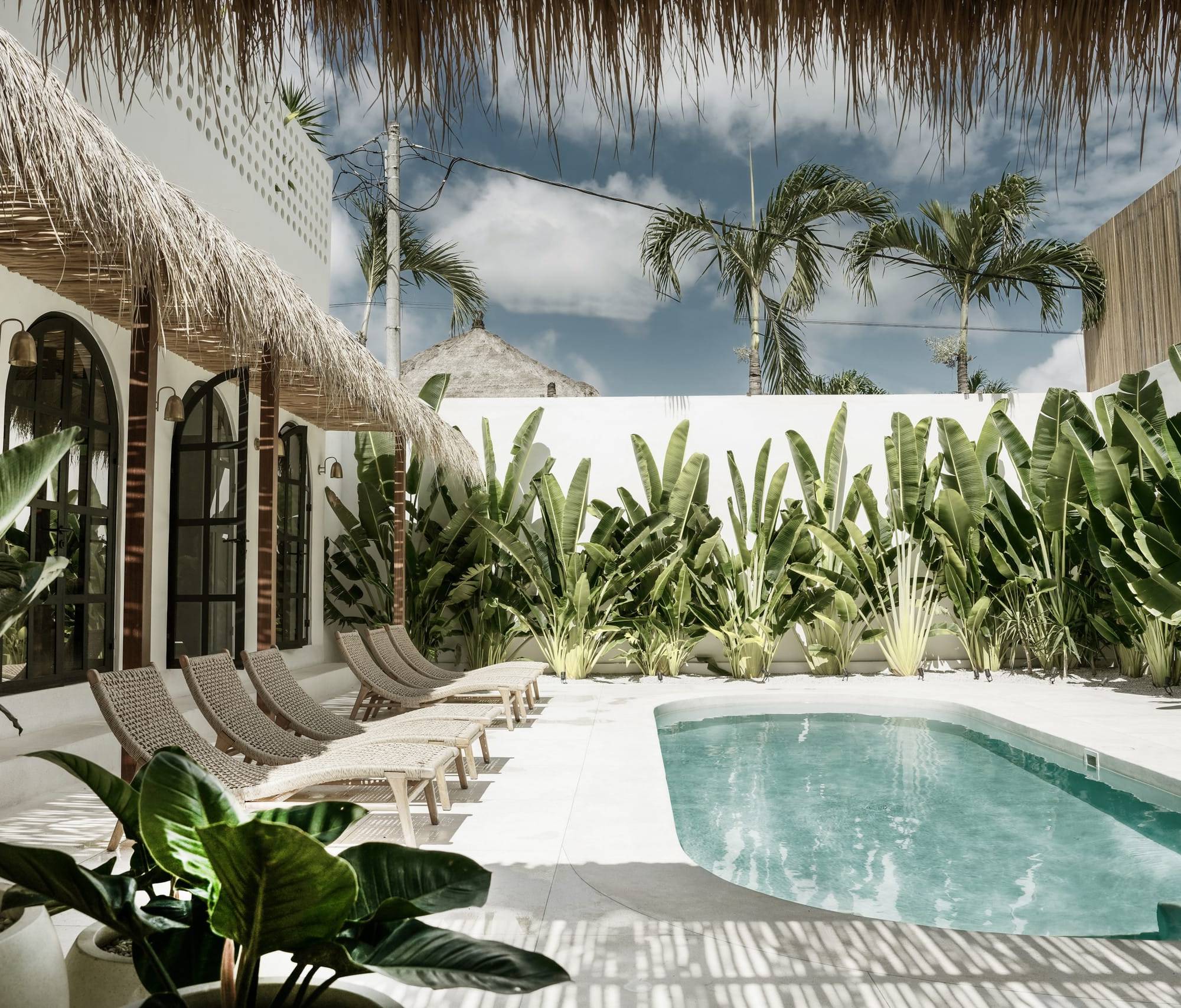 Villa Almaz: Brand New Tropical 3BR In Seminyak — photo 1