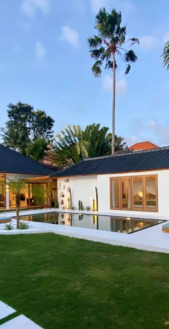 Brand New Private 3 BR Villa Sabarraca, Seminyak — photo 2