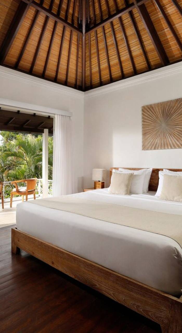 Quiet 5BR Villa Close to the Beach with Full Staff — photo 3