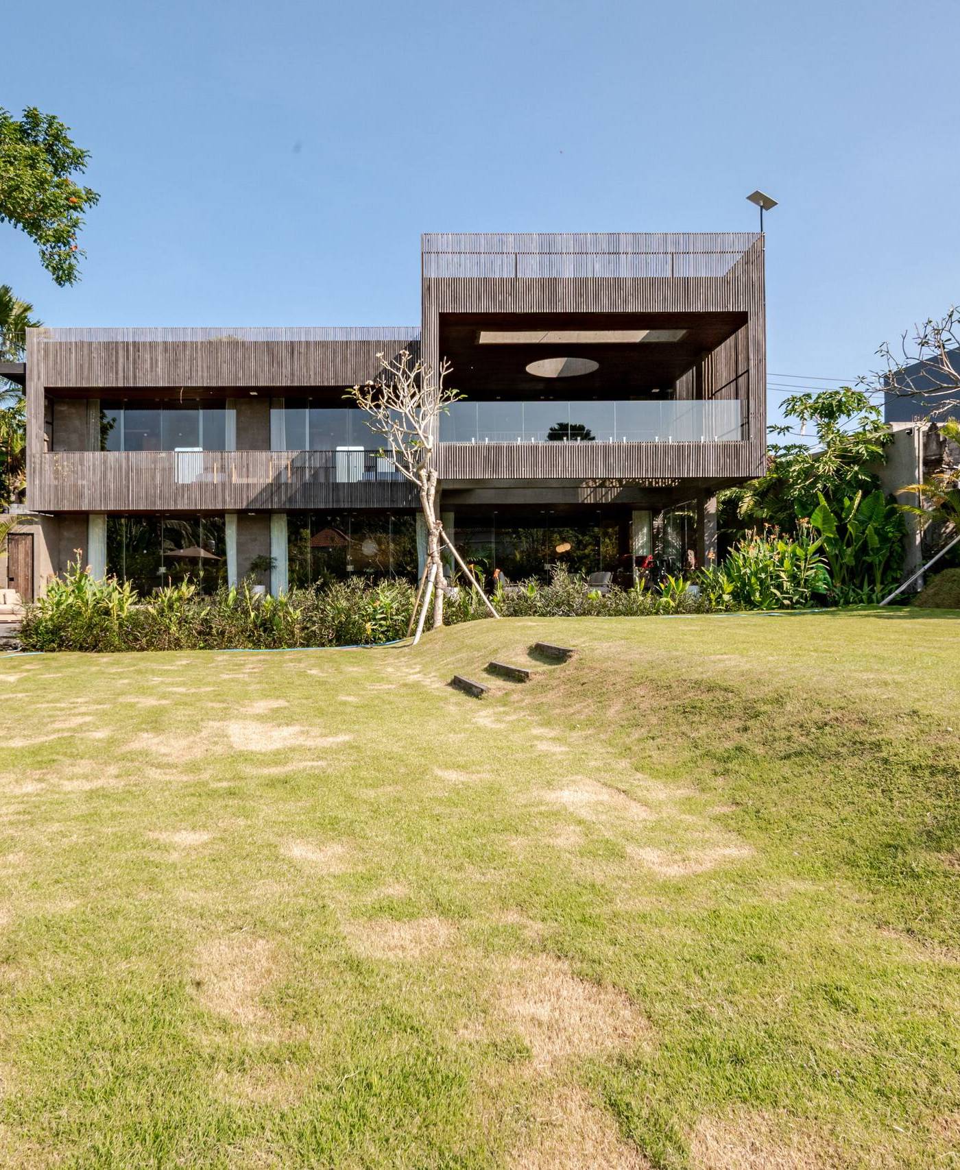 The Cube - Ubud Design 3BR Villa Concierge Service — photo 1
