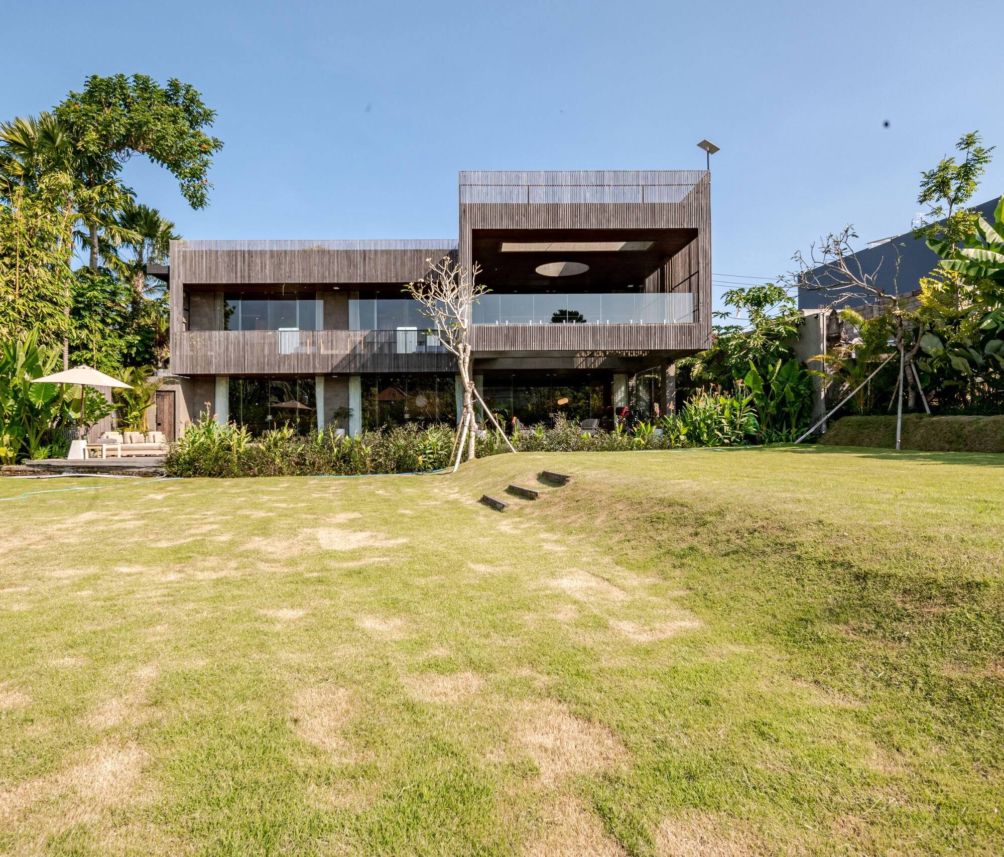 The Cube - Ubud Design 3BR Villa Concierge Service — photo 1